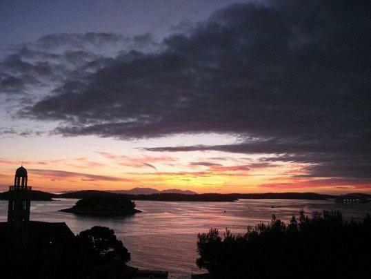 Apartments Sunset Hvar Town Exterior photo